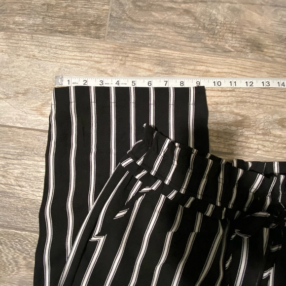 CI SONO Capri pants - Picture 6 of 10